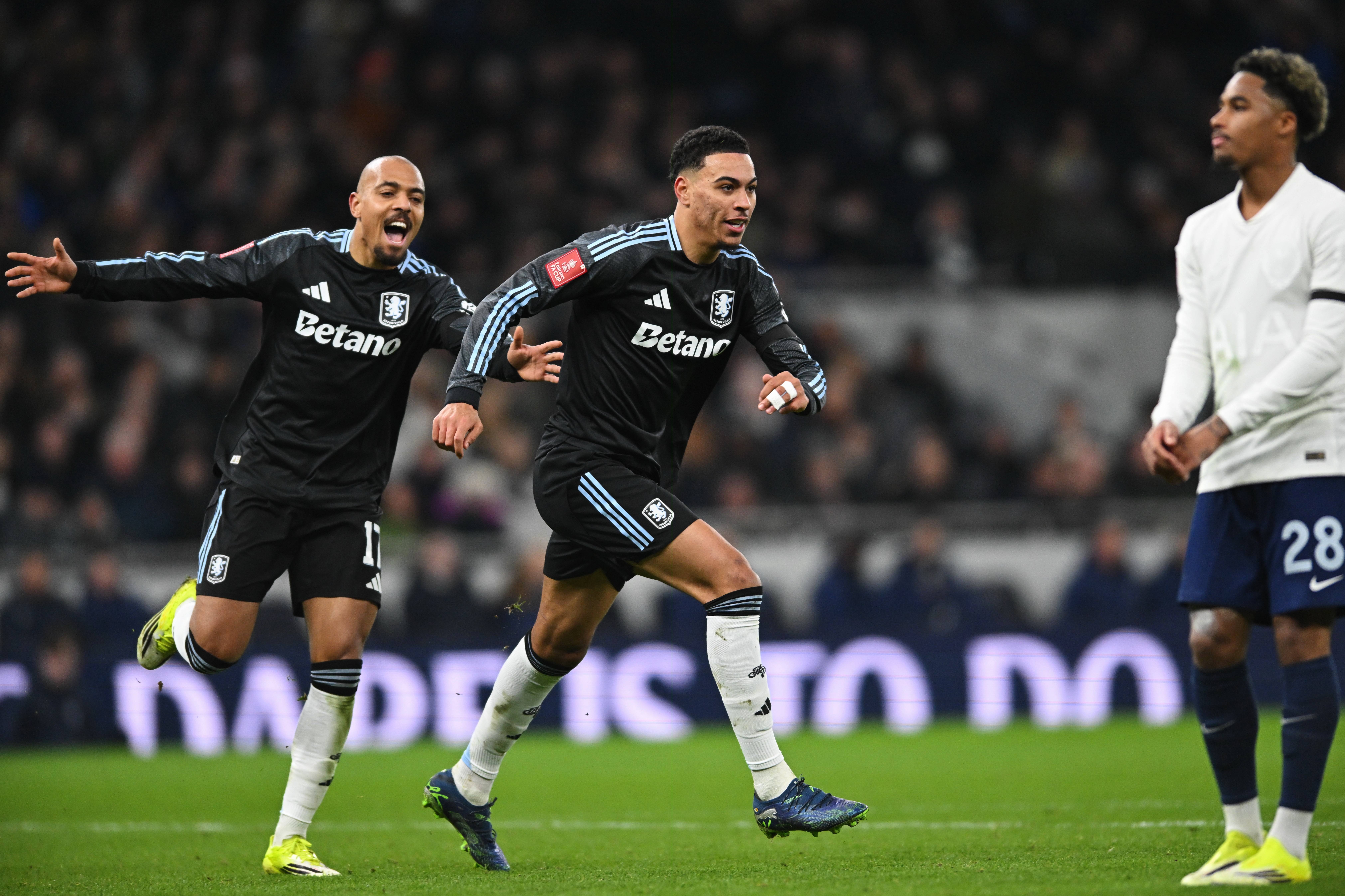 爱游戏官网-摩纳哥围绕意大利杯遗憾出局巴特勒新星赛况扑朔迷离表现惊艳，网友：意甲冲刺阶段热度飙升