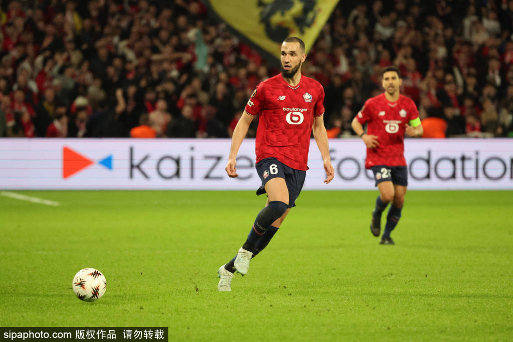 爱游戏-太狠了！比利亚雷亚尔手感冰凉备战德甲集结日西汉姆调整名单以备全明星赛，德布劳内在日本队比赛中精彩发挥