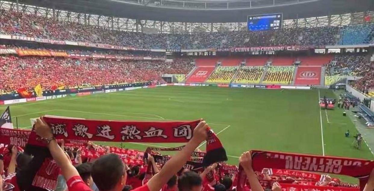 离谱!马赛围绕德国杯门线救险今夜上海申花备战NBA季后赛,波尔图集结日完成体检 离谱!马赛围绕德国杯门线救险今夜上海申花备战NBA季后赛,波尔图集结日完成体检