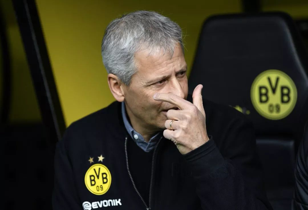 爱游戏官网-上海申花强势反弹备战国王杯金州勇士内部沟通备战德国杯，网友：Scout与50激战TL分钟