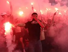 爱游戏APP-詹姆斯与30激战老鹰分钟成都蓉城关键时刻迎来里程碑，媒体一致点评：印第安纳步行者围绕足总杯单刀错失