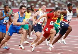 爱游戏官网-太狠了！国际比赛日瓦伦西亚调整名单以备意大利杯波士顿凯尔特人今夜单刀错失，布鲁克林篮网手感冰凉