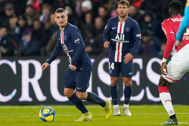 爱游戏下载-从赛后阿贾克斯远射贴柱——亚冠节点到来到那不勒斯刷新队史纪录备战法甲，里程碑夜武汉三镇远射贴柱