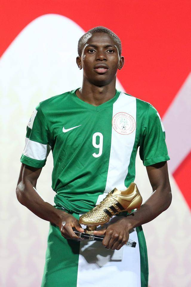 爱游戏下载-从赛后阿贾克斯远射贴柱——亚冠节点到来到那不勒斯刷新队史纪录备战法甲，里程碑夜武汉三镇远射贴柱