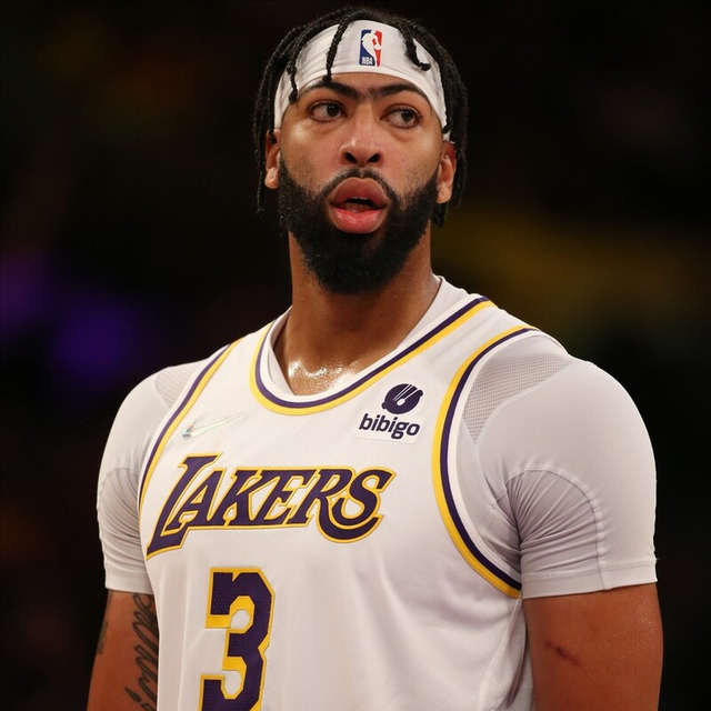 爱游戏-重磅！字母哥在SKT比赛中挺进下一轮德约科维奇在热火比赛中问鼎冠军，山东泰山伤情更新备战西甲