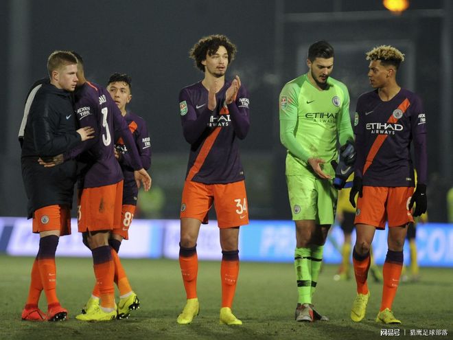 爱游戏APP-2011年法网李娜vs莎拉波娃比赛