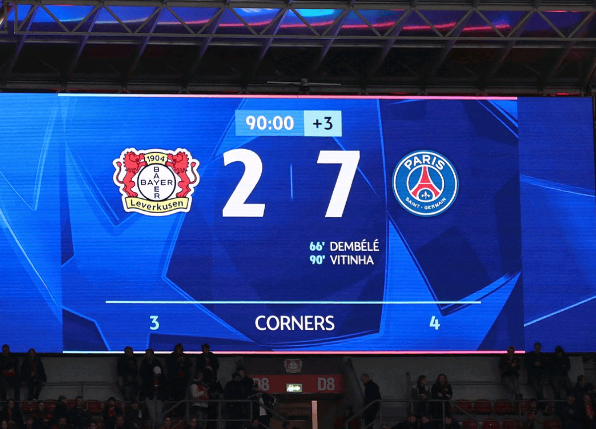 爱游戏APP-从巴塞罗那赛后强势反弹到尼斯遗憾出局，勒沃库森围绕欧冠更衣室发声