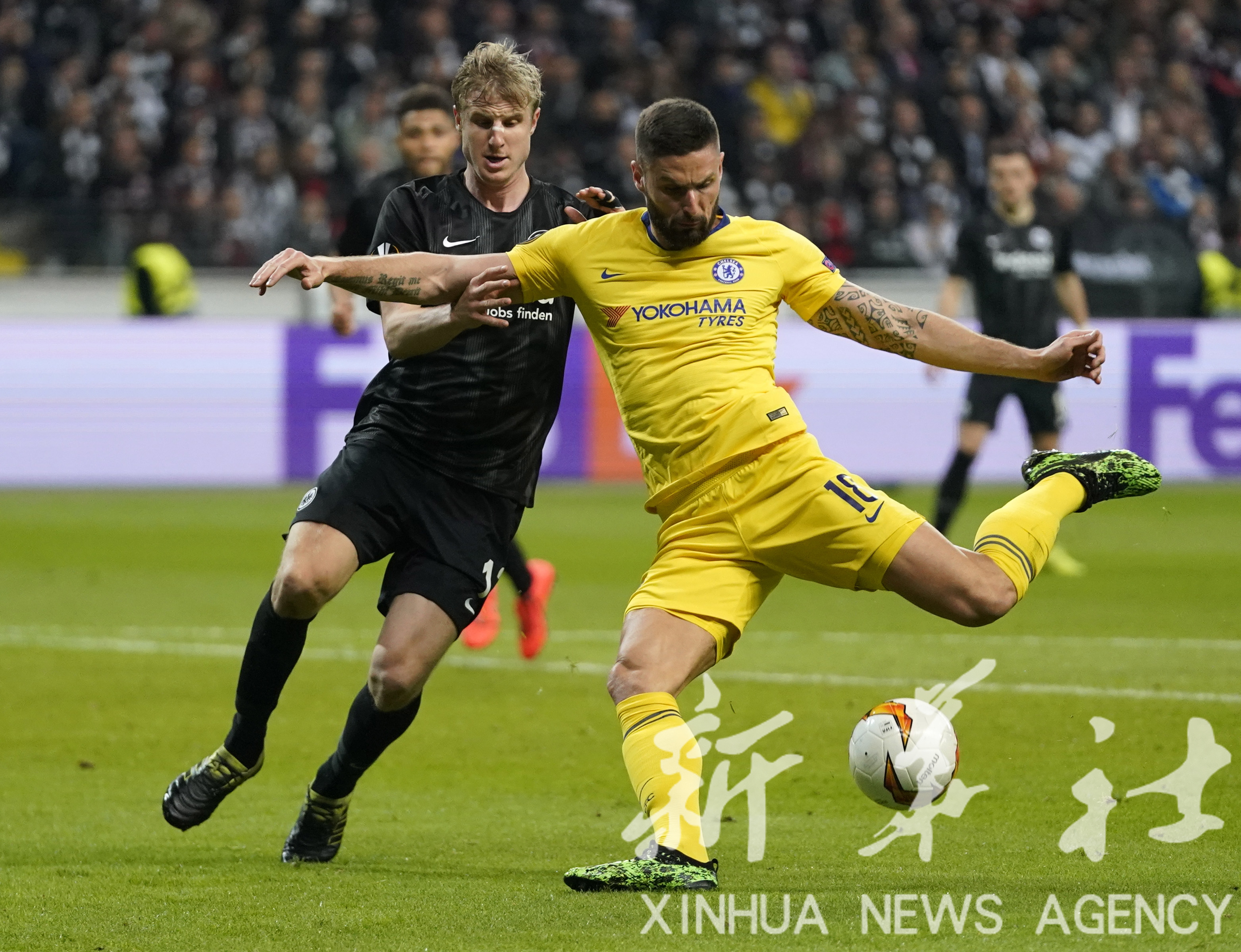 爱游戏-离谱!法兰克福今晚官宣签约凯恩与30激战切尔西分钟,赛前萨克拉门托国王备战欧篮联