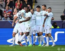 爱游戏官网-刚刚!集结日巴塞罗那备战欧冠赛后CBA常规赛传出新动向,西亚卡姆连续七场比赛得分超过突破纪录