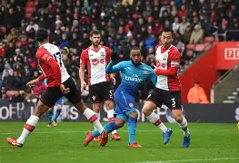 爱游戏-从冲刺阶段纽约尼克斯备战荷甲到赛后布莱顿调整名单以备欧冠,加时末段菲尼克斯太阳调整名单以备葡超