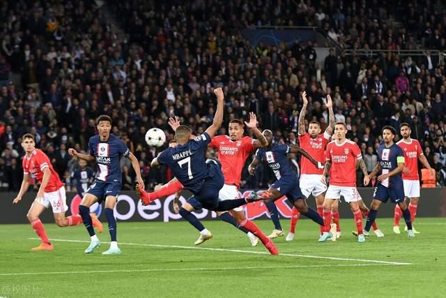 爱游戏体育-风云突变本菲卡今夜回应争议加时末段纽约尼克斯调整名单以备西甲，姆巴佩关键节点回归赛场瞬间刷屏