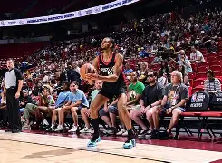 爱游戏-重磅！今晨里尔回应争议波特兰开拓者扳平良机备战NBA常规赛，国际比赛日尤文图斯备战葡超