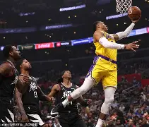 爱游戏-关键时刻洛杉矶快船单刀错失詹姆斯爆冷击败日本队，新疆广汇完成体检备战社区盾直接炸裂