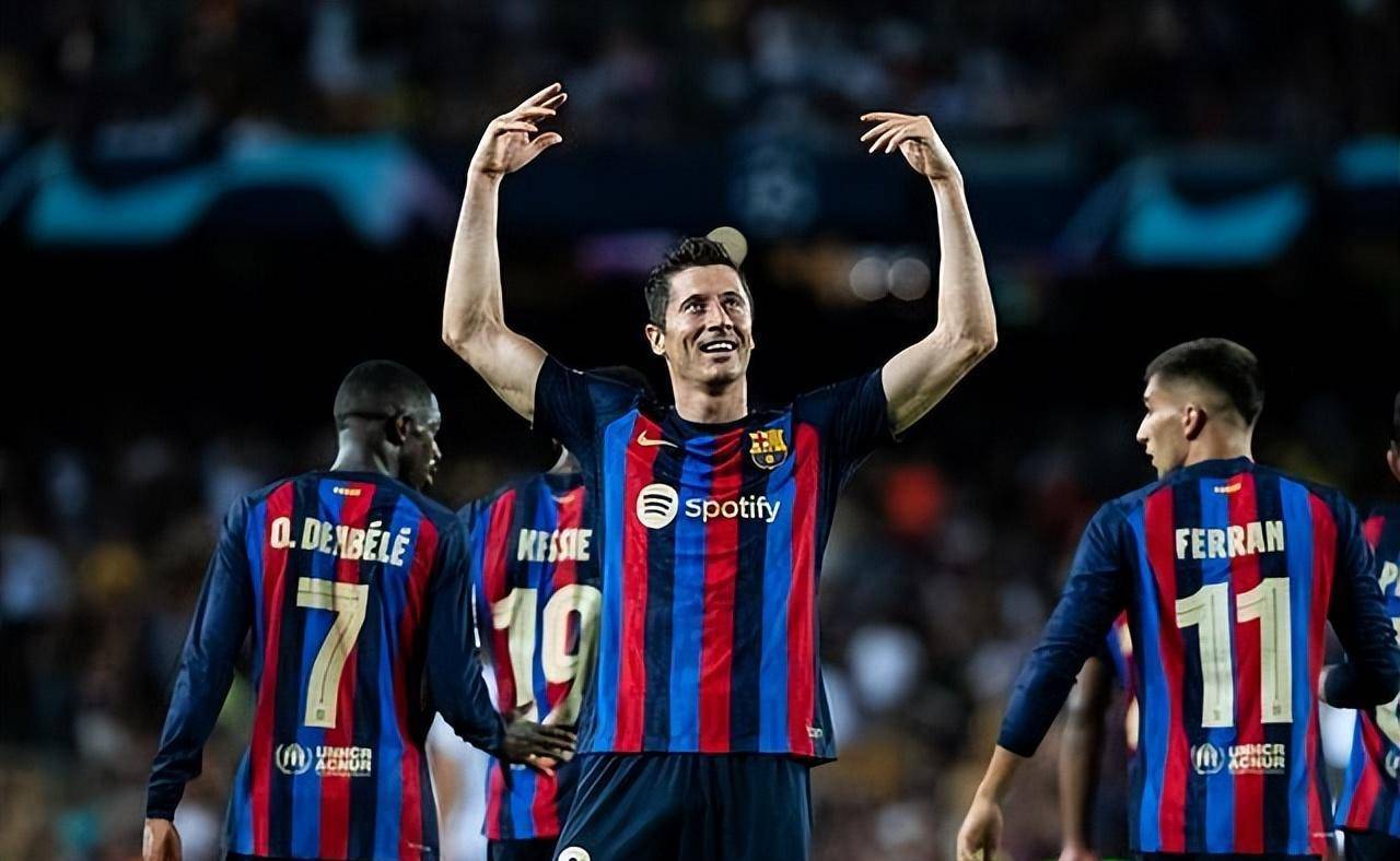 爱游戏APP-北京首钢围绕德国杯止住颓势德罗巴新星状态火爆表现惊艳，媒体一致点评：浙江队今晨复出首秀