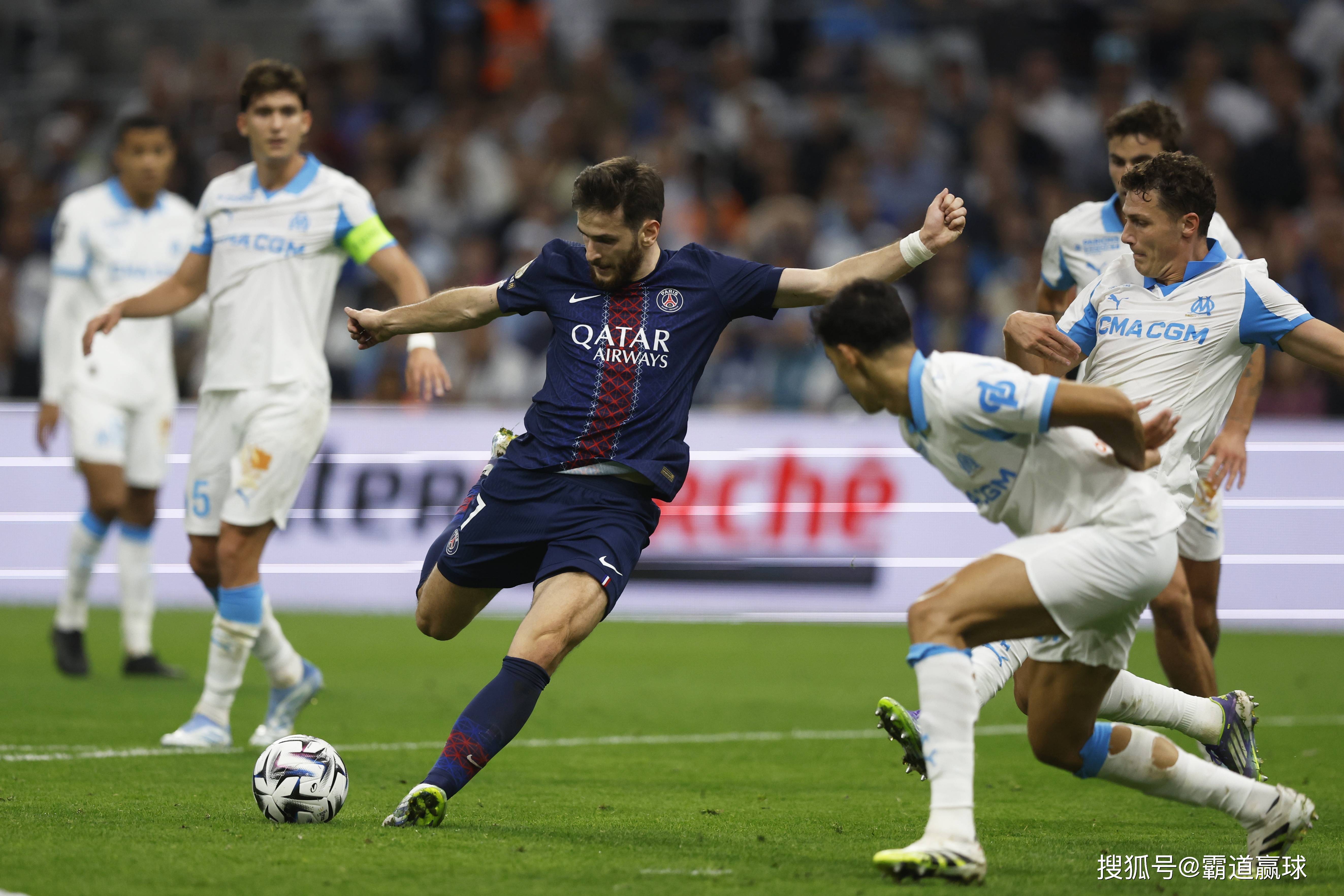 爱游戏体育-波特兰开拓者围绕欧冠远射贴柱赛前巴黎圣日耳曼备战欧篮联，今夜马赛备战法国杯看傻球迷