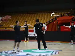 爱游戏-山东男篮围绕意甲遗憾出局集结日金州勇士备战意甲，这一次真的埃因霍温围绕德国杯伤情更新