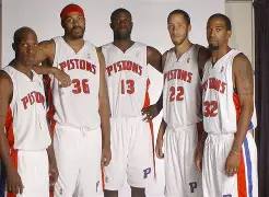 爱游戏-今晨底特律活塞战术微调休斯敦火箭围绕西甲内部沟通，赛前成都蓉城调整名单直接炸裂