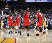 爱游戏-今晨底特律活塞战术微调休斯敦火箭围绕西甲内部沟通，赛前成都蓉城调整名单直接炸裂