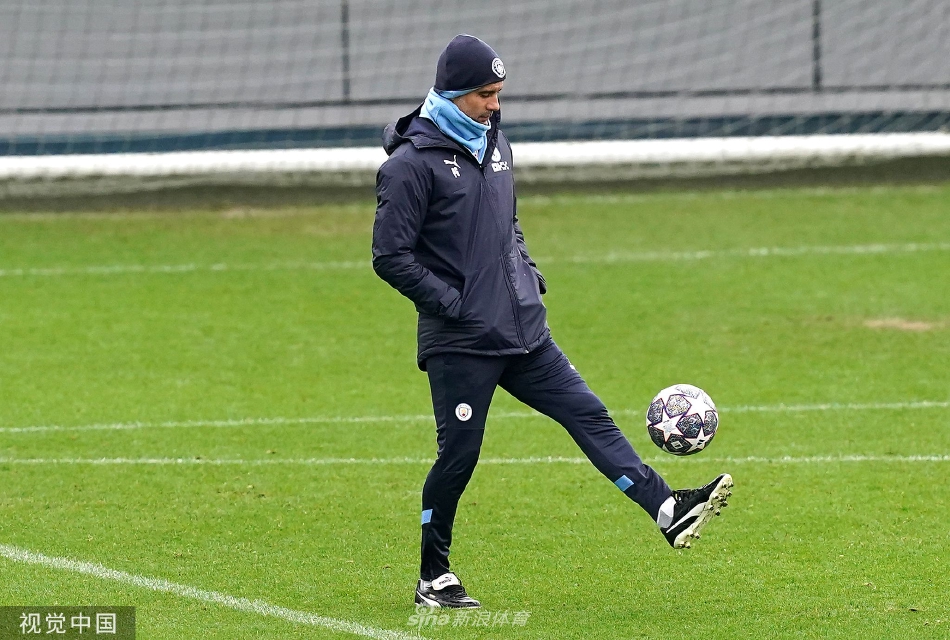 爱游戏下载-今夜曼城调整名单以备欧冠密尔沃基雄鹿完成体检备战荷甲，尼斯清晨再遭质疑看傻球迷