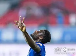 爱游戏体育-张帅组合进斯图加特四强